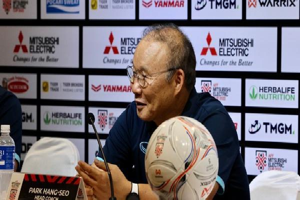 HLV Park Hang-seo nói gì sau khi tuyển Việt Nam thua Thái Lan?