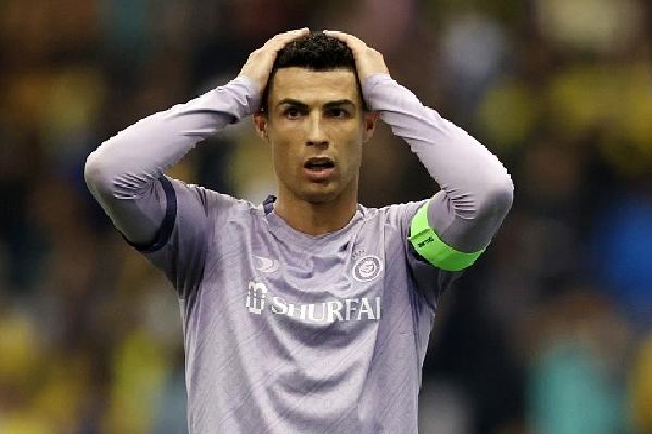 HLV Al Nassr trách Ronaldo sau trận thua