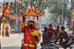 'Phố vàng' tại Hà Nội: Nơi nhộn nhịp, chỗ im lìm sát ngày vía Thần Tài