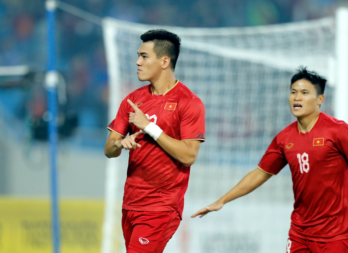 Nguyễn Tiến Linh được đề cử danh hiệu Quả bóng Vàng châu Á 2022 - Ảnh 1.
