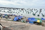 Phạt 375.000 đồng người bán hải sản dùng cân không chuẩn ở Làng chài Mũi Né