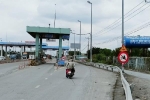 Nhiều xe máy liên tục đi 'lạc' vào cao tốc TP.HCM - Trung Lương