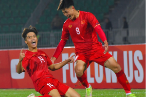 HLV Hoàng Anh Tuấn: Quên chiến thắng U20 Qatar đi