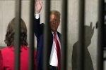 Ông Donald Trump bất ngờ nói sắp bị bắt giữ