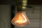 Bí ẩn bóng đèn sợi đốt lâu nhất thế giới, phát sáng hơn 120 năm vẫn không hỏng
