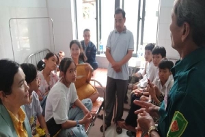 18 học sinh ở Quảng Nam nhập viện sau khi dùng trà sữa, trái cây lắc