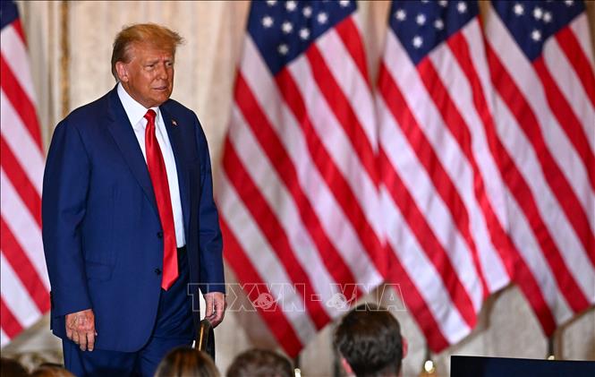 Cựu Tổng thống Mỹ Donald Trump trong cuộc họp báo ở Palm Beach, Florida, sau khi trình diện trước Tòa án thành phố New York, ngày 4/4/2023. Ảnh: AFP/TTXVN