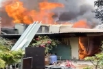 Xưởng gỗ ở TP.HCM bốc cháy ngùn ngụt sau tiếng nổ lớn