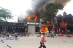 Hà Tĩnh: Hàng loạt ki ốt bốc cháy tại Trung tâm thương mại Tây Sơn