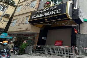 Hà Nội: Phạt 180 triệu đồng cơ sở karaoke có múa thoát y