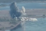 Khoảnh khắc Nga không kích lực lượng Ukraine bằng bom lượn