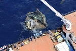 Nhật Bản trục vớt trực thăng quân sự rơi ở vùng biển Okinawa