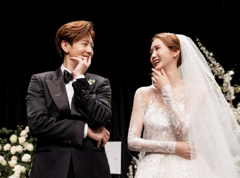 Giải trí - Khoảnh khắc hôn lễ cổ tích của 'cặp đôi vàng' Lee Da Hae - Se7en (Hình 3).