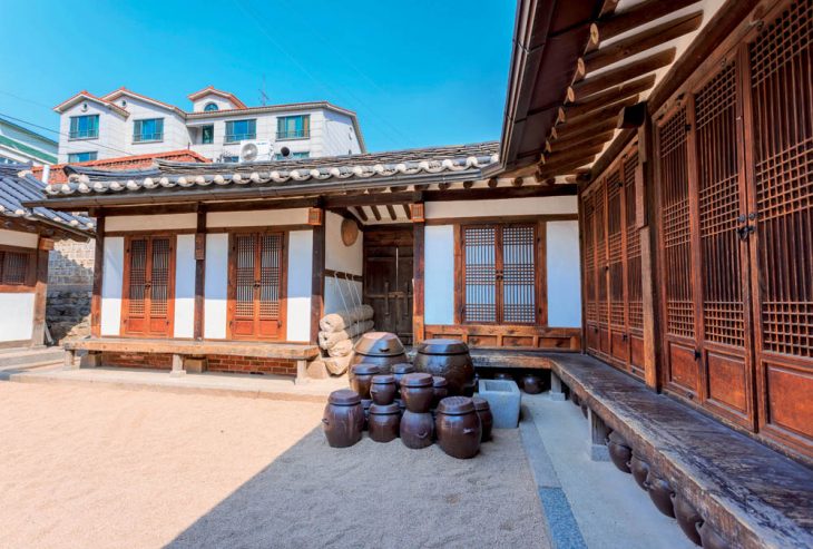 Văn hoá - Khám phá làng Bukchon Hanok – ngôi làng đẹp nhất Hàn Quốc (Hình 2).
