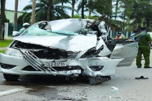 Đồng Nai: Tai nạn giao thông giữa 2 xe ô tô khiến 2 người thương vong