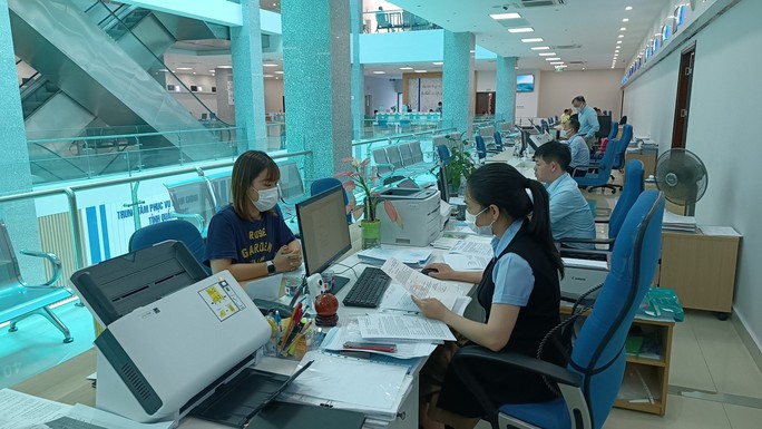 Gia tăng tình trạng công chức, viên chức ở Quảng Ninh xin thôi việc - Ảnh 1.