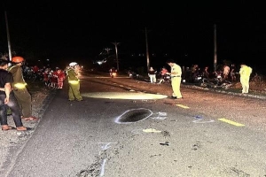 Bình Thuận: Tông vào nhóm người đi làm thanh long về, 6 người bị thương