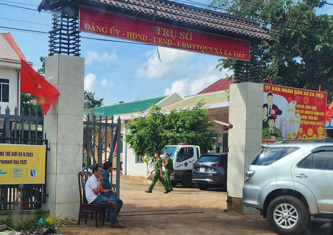 Vụ tấn công ở Đắk Lắk: Đề xuất thay đổi diện ưu tiên cho con Chủ tịch xã hy sinh - Ảnh 1.
