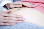 Hi hữu người phụ nữ mang song thai nhưng ở 2 vị trí khác nhau