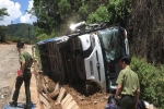 Xác định nguyên nhân xe chở CLB trẻ Quảng Nam bị lật, 4 người thương vong