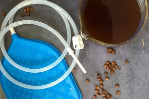 Thủng trực tràng do thải độc bằng phương pháp thụt tháo cà phê