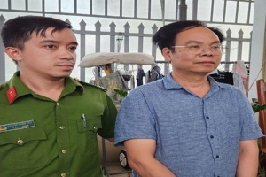 Lâm Đồng: Bắt giám đốc chi nhánh Văn phòng ĐK đất đai do nhận hối lộ