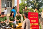 Đắk Lắk: Thu nhận hơn 300 khẩu súng khi vừa phát động 'Đổi gạo lấy vũ khí'
