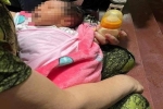 Nghệ An: Xót thương bé trai sơ sinh bị bỏ rơi ở trạm y tế