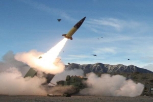 Ukraine kêu gọi Mỹ gửi tên lửa tầm xa ATACMS, kết quả ra sao?
