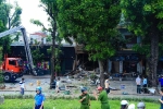 CLIP: Hiện trường tan hoang sau vụ nổ lớn ở nhà dân khiến nhiều người bị thương
