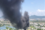 TP Vũng Tàu: Kho phế liệu cạnh khu dân cư bốc cháy