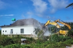 CLIP: Cưỡng chế 14 căn biệt thự xây không phép ở đảo ngọc Phú Quốc