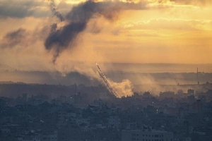 Hứng hàng ngàn quả rốc-két, Israel tuyên bố tình trạng chiến tranh