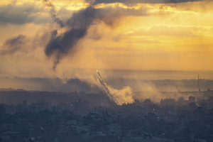 Israel tuyên bố bao vây toàn diện dải Gaza