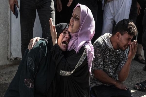 WHO nói về 'án tử' ở Gaza, người dân di tản trong tuyệt vọng