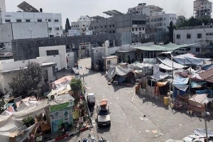 Sơ tán hỗn loạn tại 'trái tim sống' al-Shifa của Dải Gaza