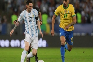 Messi xát thêm muối vào nỗi đau Brazil ?