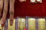 Giá vàng hôm nay 23/11: USD tăng giá dữ dội, vàng giảm mạnh