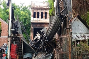 2 cha con tử vong trong căn nhà bị cháy ở Vĩnh Long
