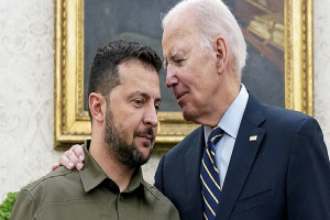 Tổng thống Biden mời tổng thống Ukraine tới Nhà Trắng