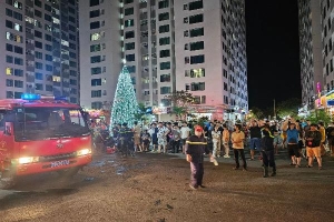 Cháy căn hộ ở Mường Thanh Viễn Triều, nhiều người tháo chạy, ngất xỉu