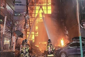 Cháy lớn ở khách sạn Hàn Quốc