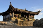 Quảng Ninh: Băng giá xuất hiện tại chùa Đồng Yên Tử sau gần 10 năm