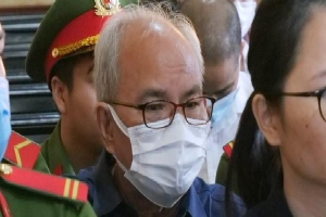 Cựu giám đốc Sở Y tế tỉnh Tây Ninh khai 3 lần nhận 'quà'
