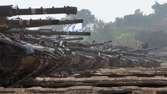 Xe tăng của Israel ở khu vực biên giới Israel và dải Gaza. Ảnh: Reuters