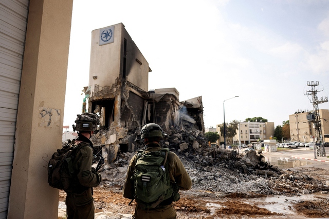 Người phát ngôn quân đội Israel Daniel Hagari cho biết nước này đã tiêu diệt bộ phận chỉ huy của Hamas tại phía Bắc Gaza. Ảnh: CNN