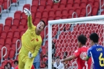 Chê trách thủ môn Nguyễn Filip, đại diện của Văn Lâm trở thành đề tài nóng