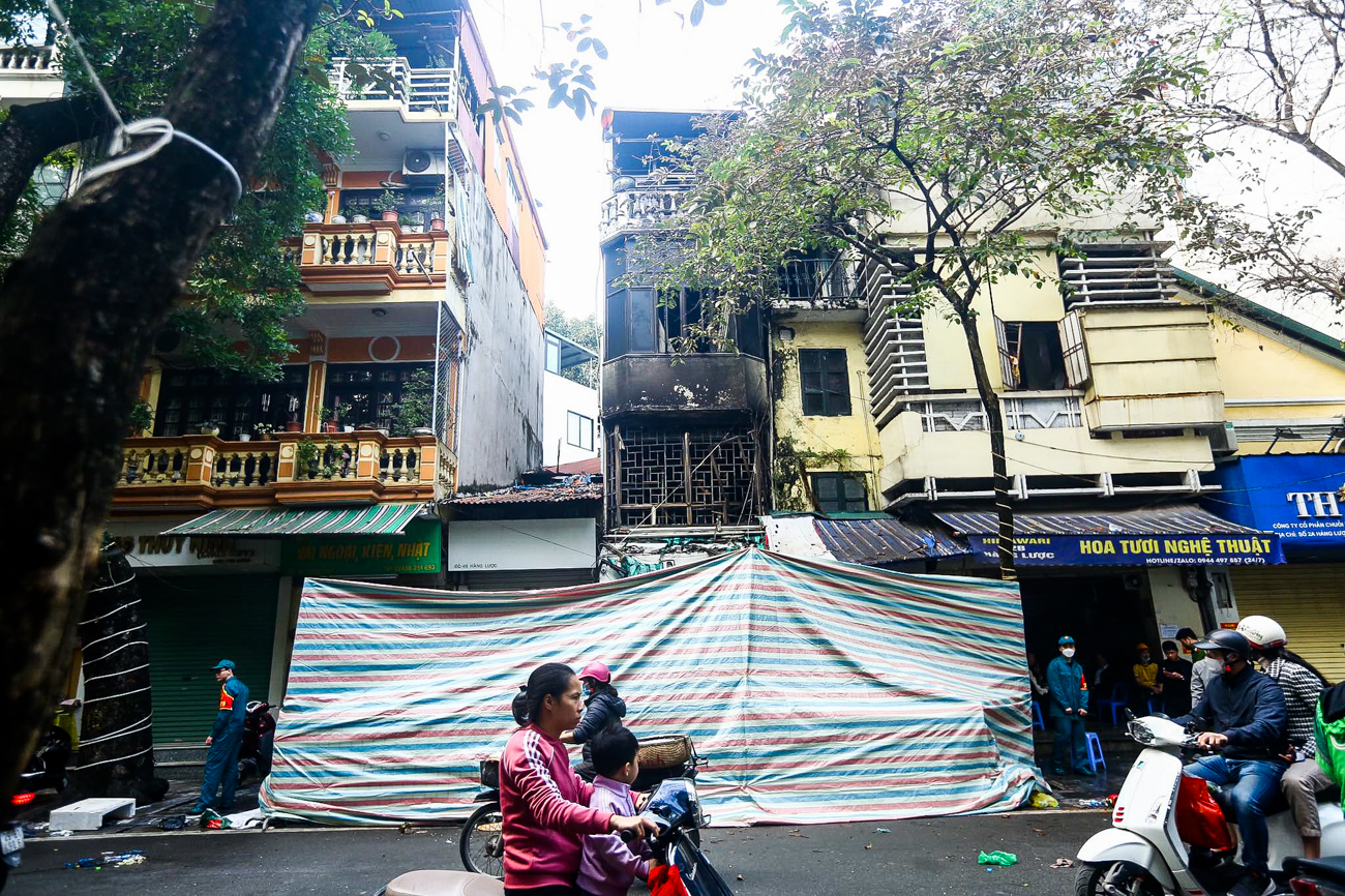 Dân sinh - Hiện trường căn nhà phố cổ Hà Nội cháy khiến 4 người tử vong (Hình 7).