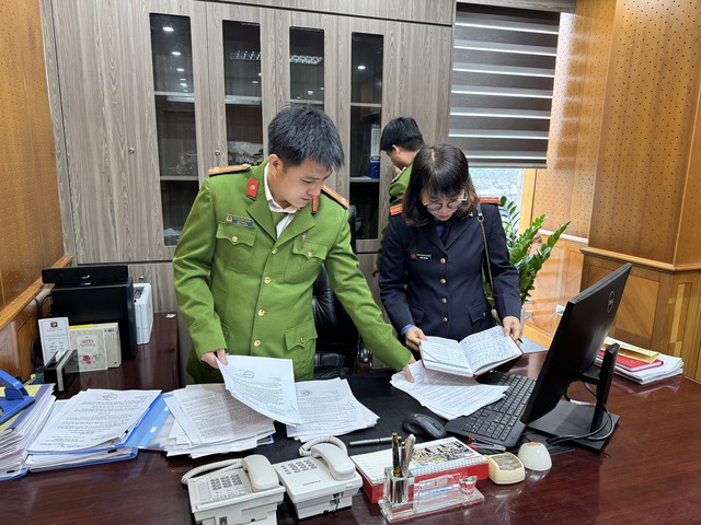 Công an TP HCM bắt tạm giam Phó Cục trưởng Cục Đăng kiểm Việt Nam- Ảnh 6.