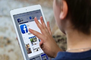 'Tiết lộ sốc' về trẻ em bị quấy rối mỗi ngày trên Facebook